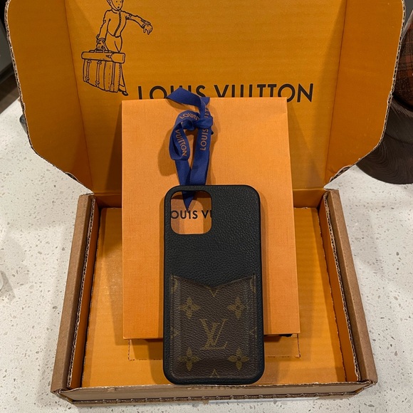 Authentic Louis Vuitton Bumper Pallas iPhone 12 & 13 Pro Max Wallet Case - Picture 1 of 10